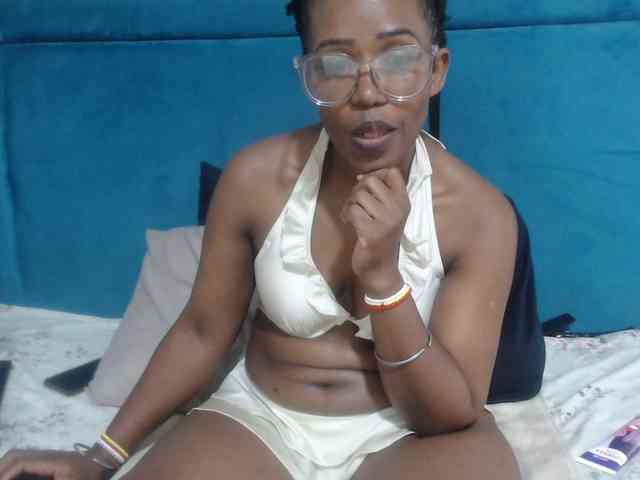 upskirt web cam Sheila80