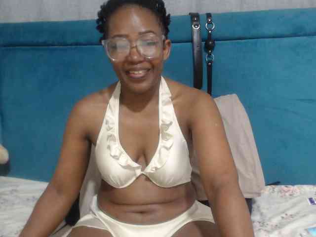 Sheila80 webcam