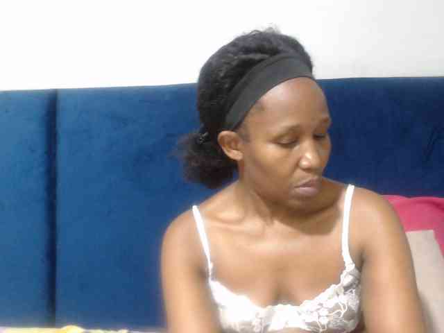 Sheila80 webcam