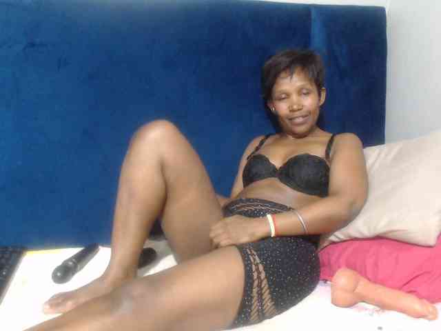 Sheila80 webcam