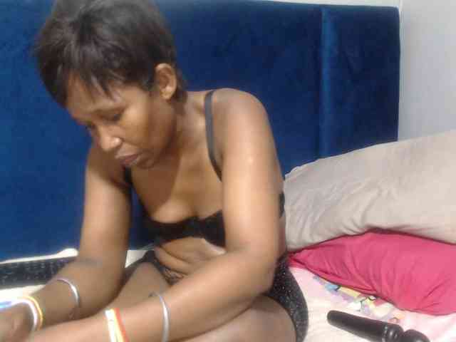 Sheila80 webcam