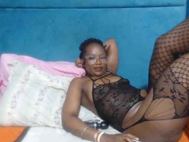 Sheila80 webcam