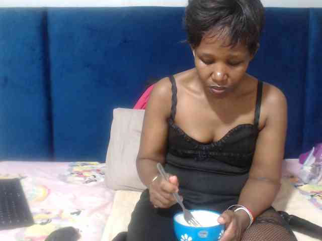 Sheila80