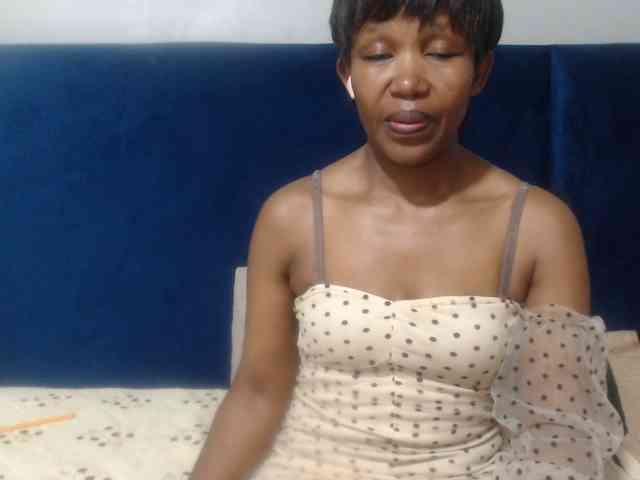 Sheila80 webcam
