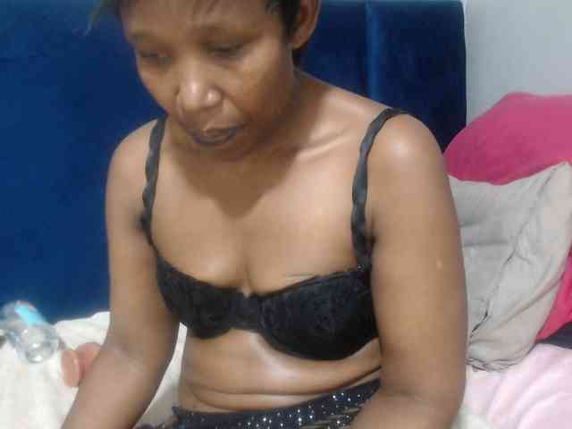 Sheila80 webcam