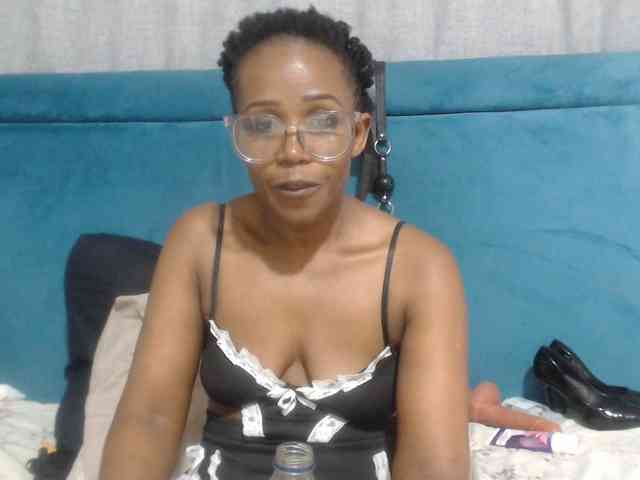 Sheila80 webcam