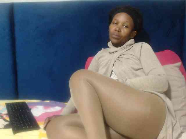 Sheila80 webcam