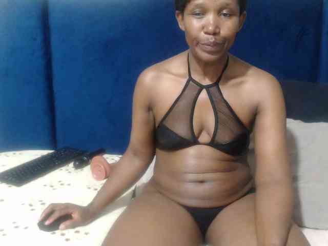 Sheila80 webcam