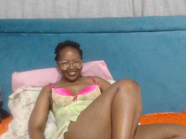 Sheila80 webcam