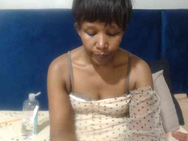 Sheila80 webcam