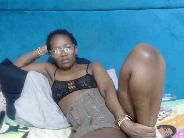 Sheila80 webcam