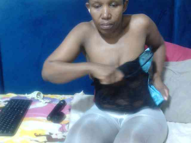 Sheila80 webcam