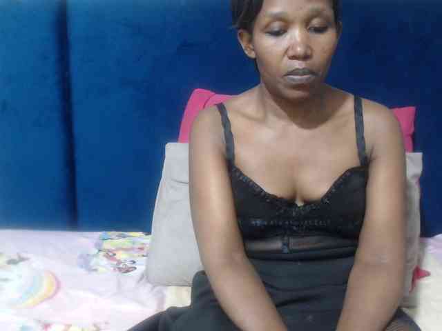 Sheila80 webcam