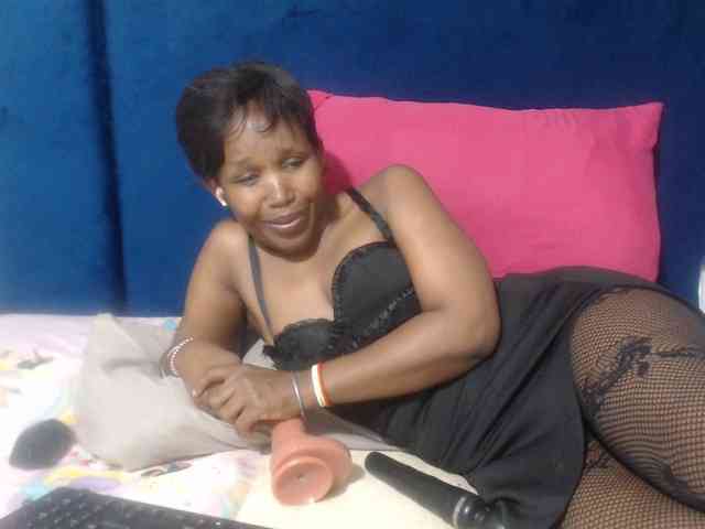 Sheila80 webcam