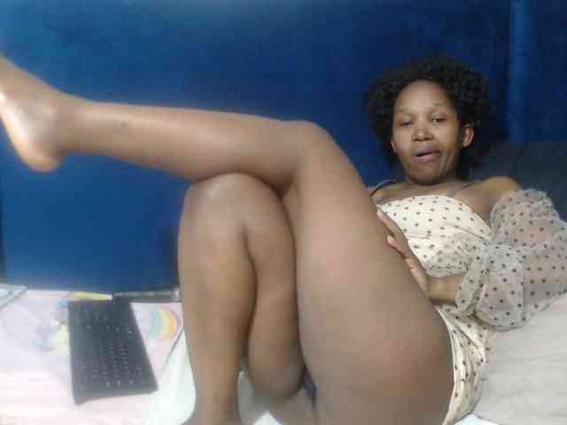Sheila80 webcam