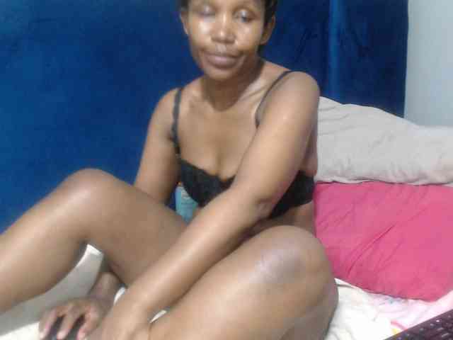 Sheila80 webcam