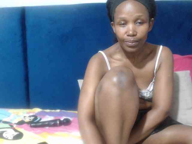 Sheila80 webcam