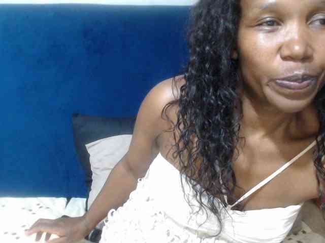 Sheila80 webcam