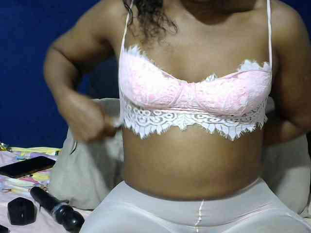 Sheila80 webcam
