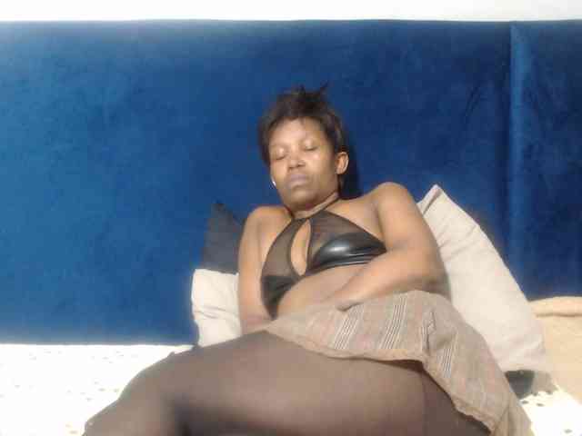 Sheila80 webcam