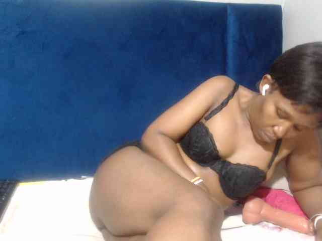 Sheila80 webcam