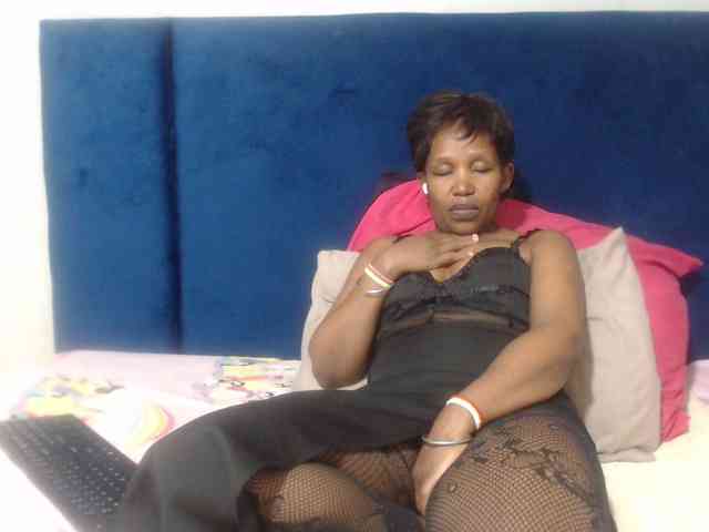 Sheila80 webcam