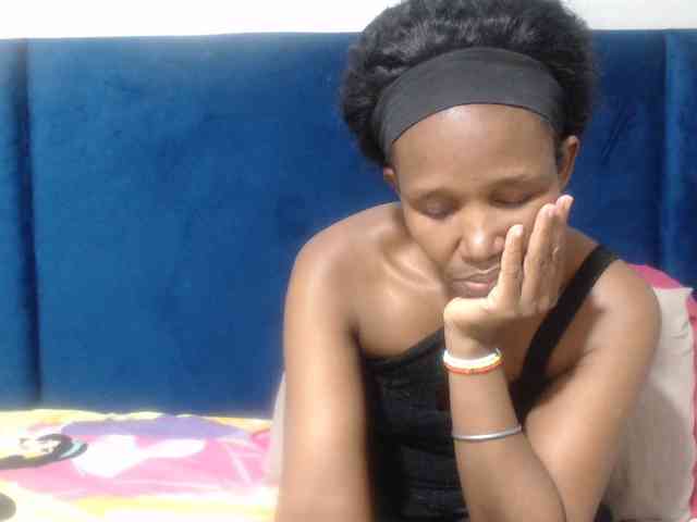 Sheila80 webcam