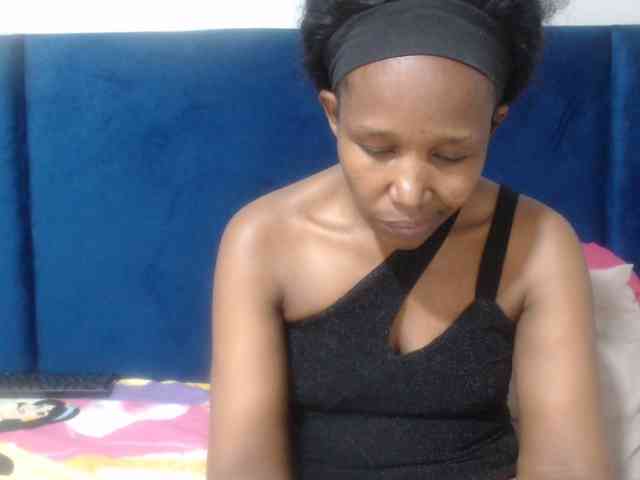 Sheila80 webcam