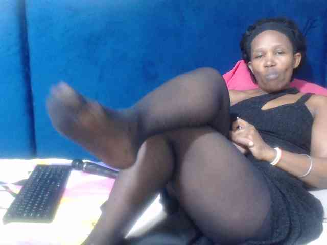 Sheila80 webcam