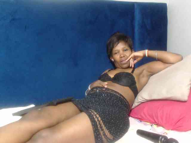 Sheila80 webcam