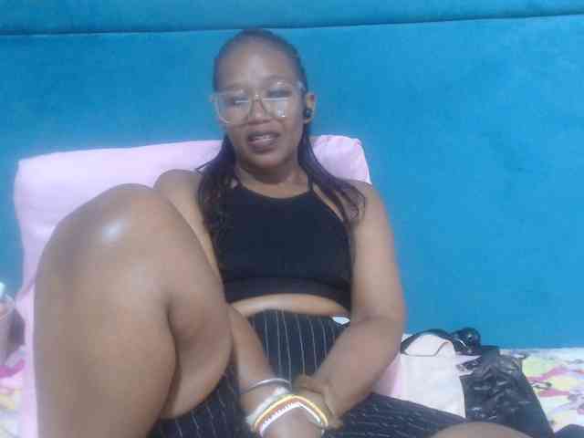 Sheila80 webcam