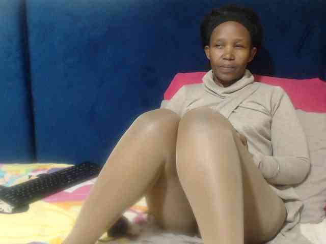 Sheila80 webcam