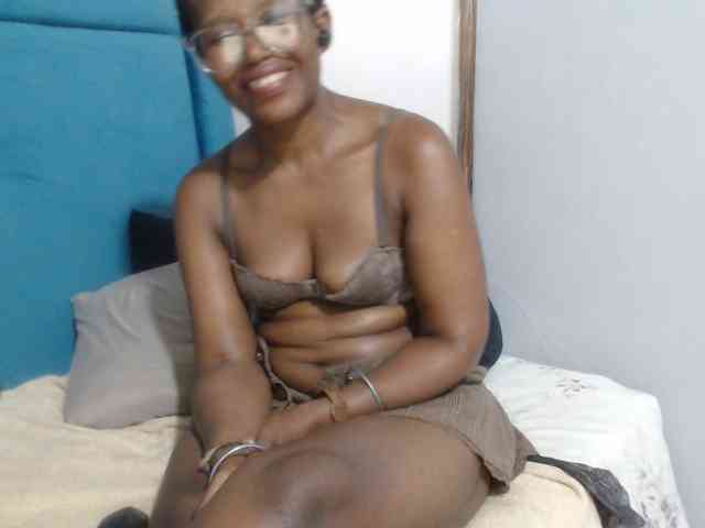 Sheila80 webcam