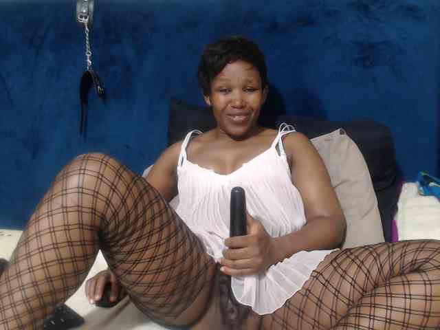 Sheila80 webcam