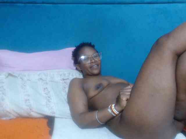 Sheila80 webcam