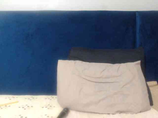 Sheila80 webcam