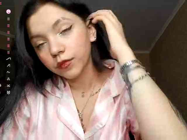 EleanorBaker webcam