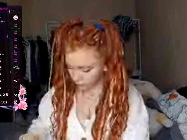 EleanorBaker webcam