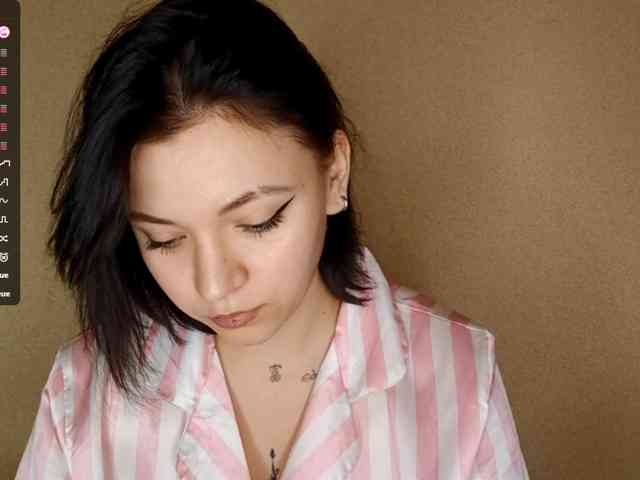 EleanorBaker webcam