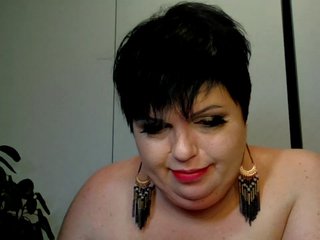 EveMature Porn Show