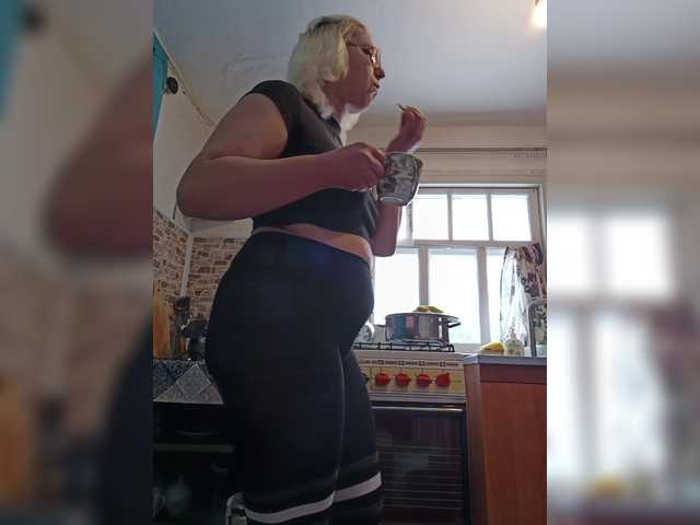 Vika211's BongaCams show and profile