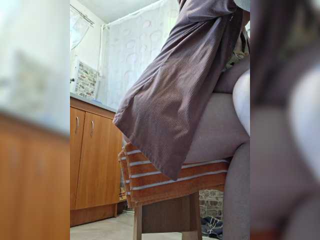 Vika211's BongaCams show and profile