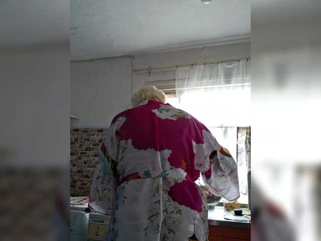 Vika211's BongaCams show and profile