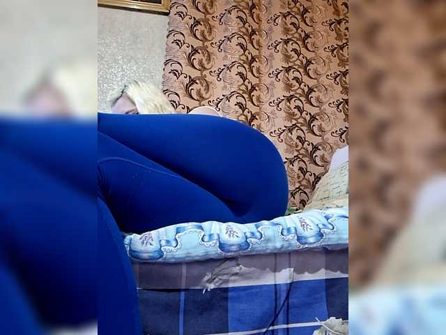 Vika211's BongaCams show and profile