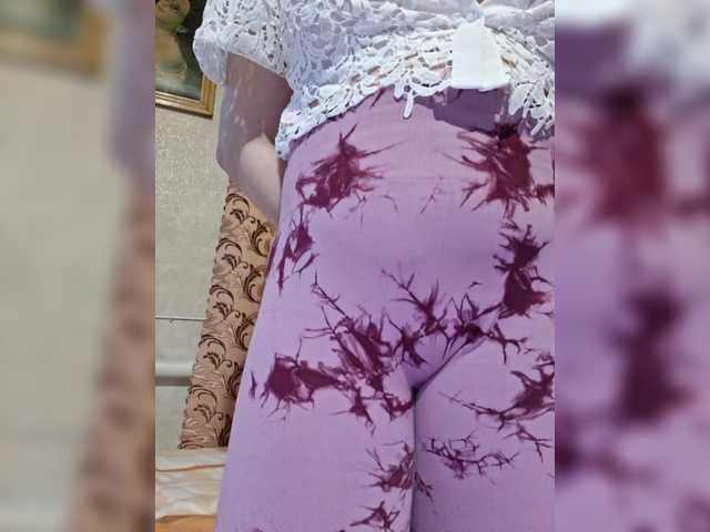 Vika211's BongaCams show and profile