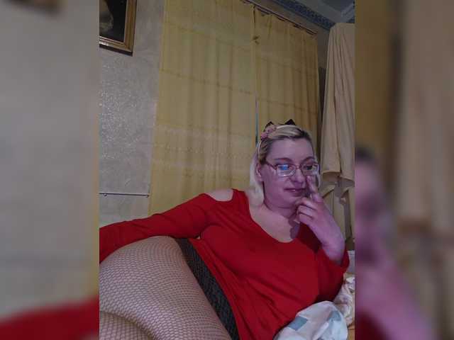 Vika211's BongaCams show and profile