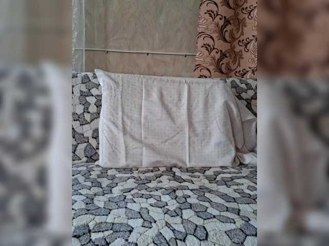 Vika211's BongaCams show and profile