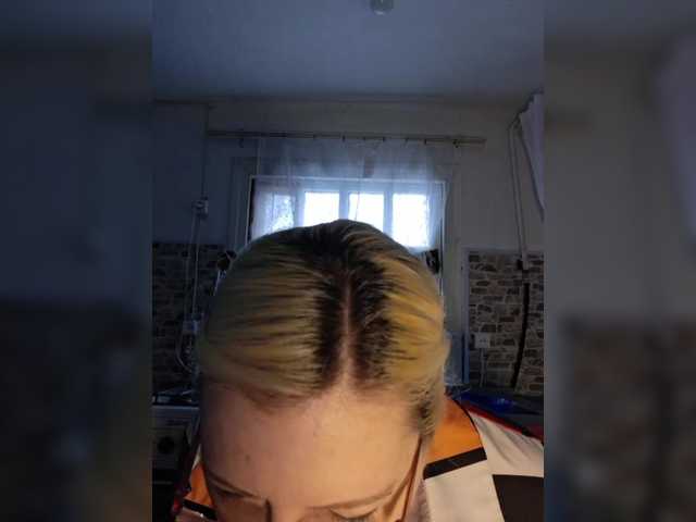 Vika211's BongaCams show and profile