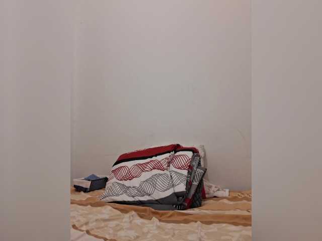 Vika211's BongaCams show and profile