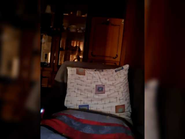 Vika211's BongaCams show and profile